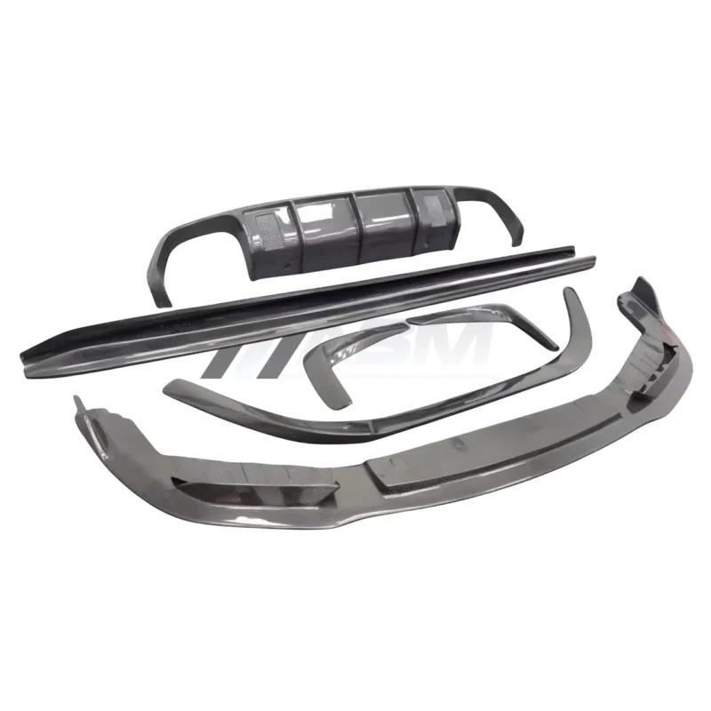 Colecție Carbon & Performanță – BMW M8 (F91/F92/F93)