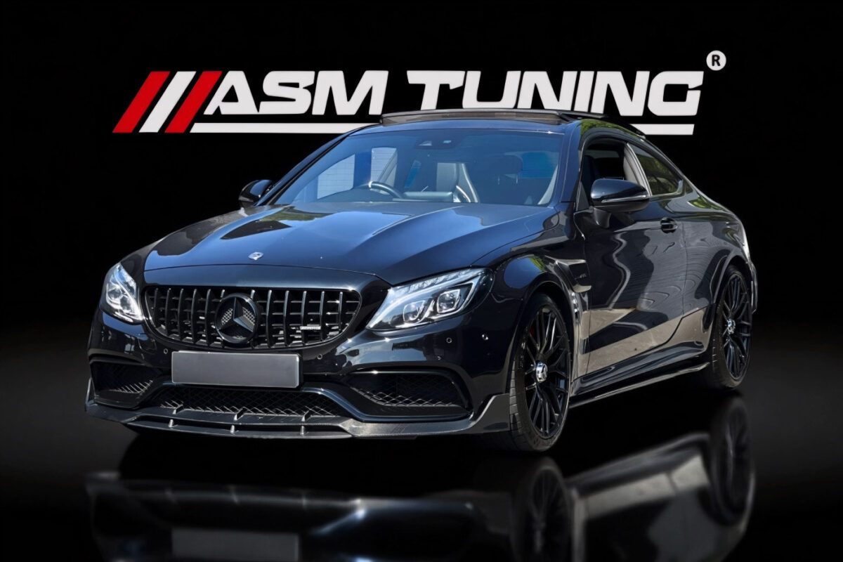 Colecție Carbon & Performanță Mercedes C63 AMG Coupe Mercedes C63 AMG Coupe W205 echipat cu splitter frontal, difuzor spate și eleron din carbon real – colecție ASM Tuning pentru performanță și stil sportiv