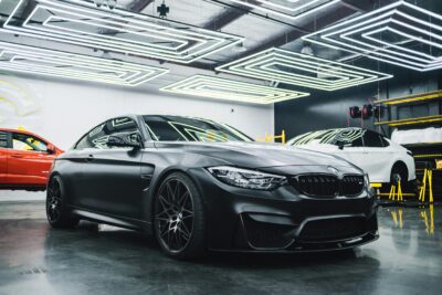 BMW, Audi, Mercedes și VW echipate cu piese din fibră de carbon pentru tuning de performanță și stil premium